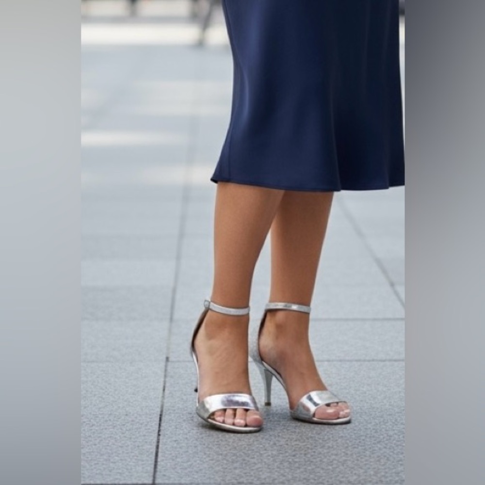 Size 8 Silver Heels